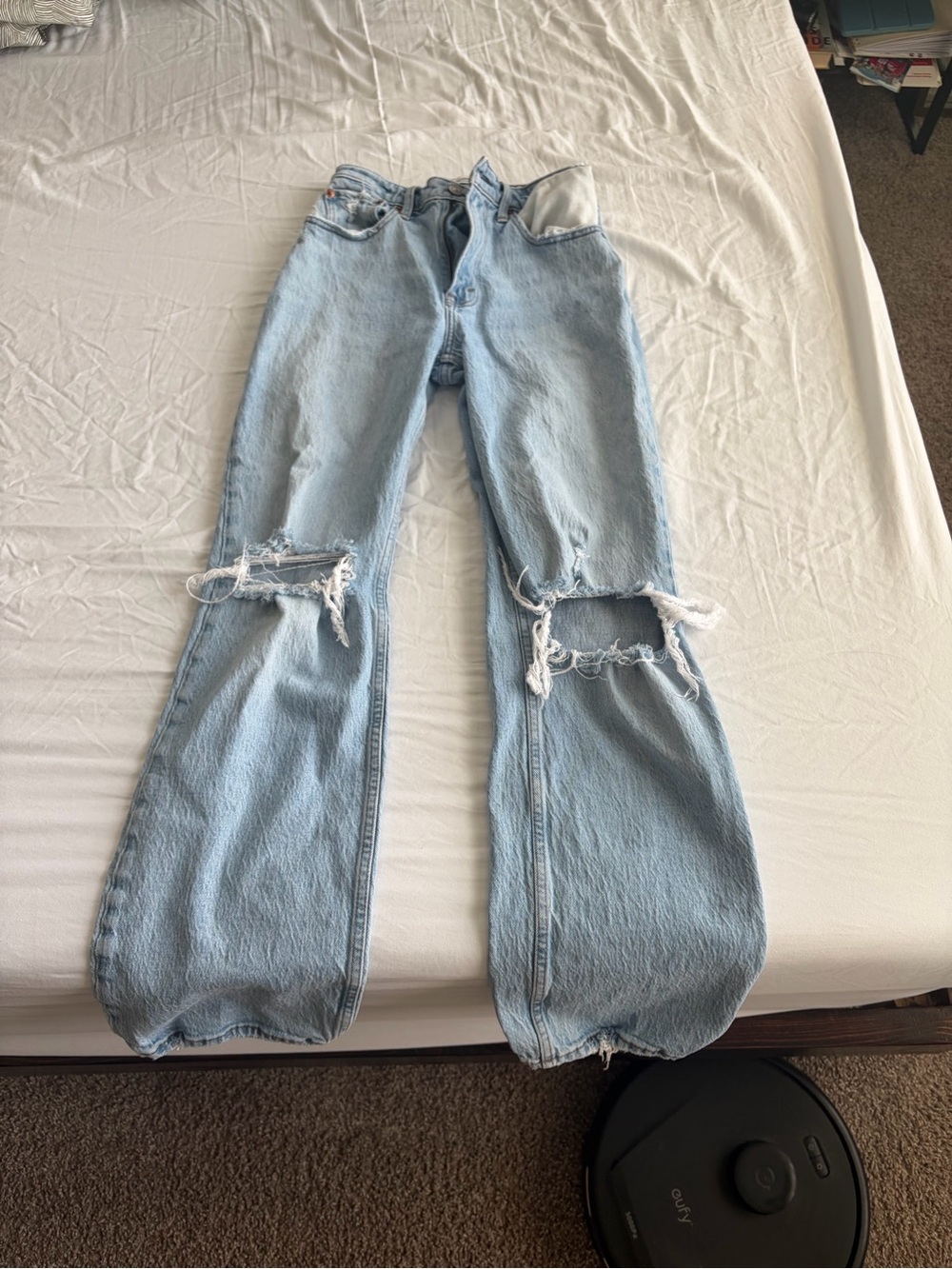 Abercrombie Curve Love 90’s Relaxed High Rise Jeans